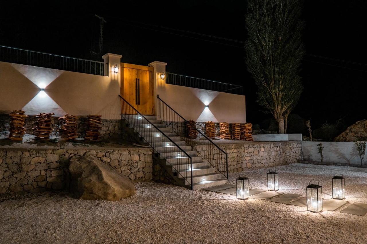 Broq Hotel Skardu Exterior photo