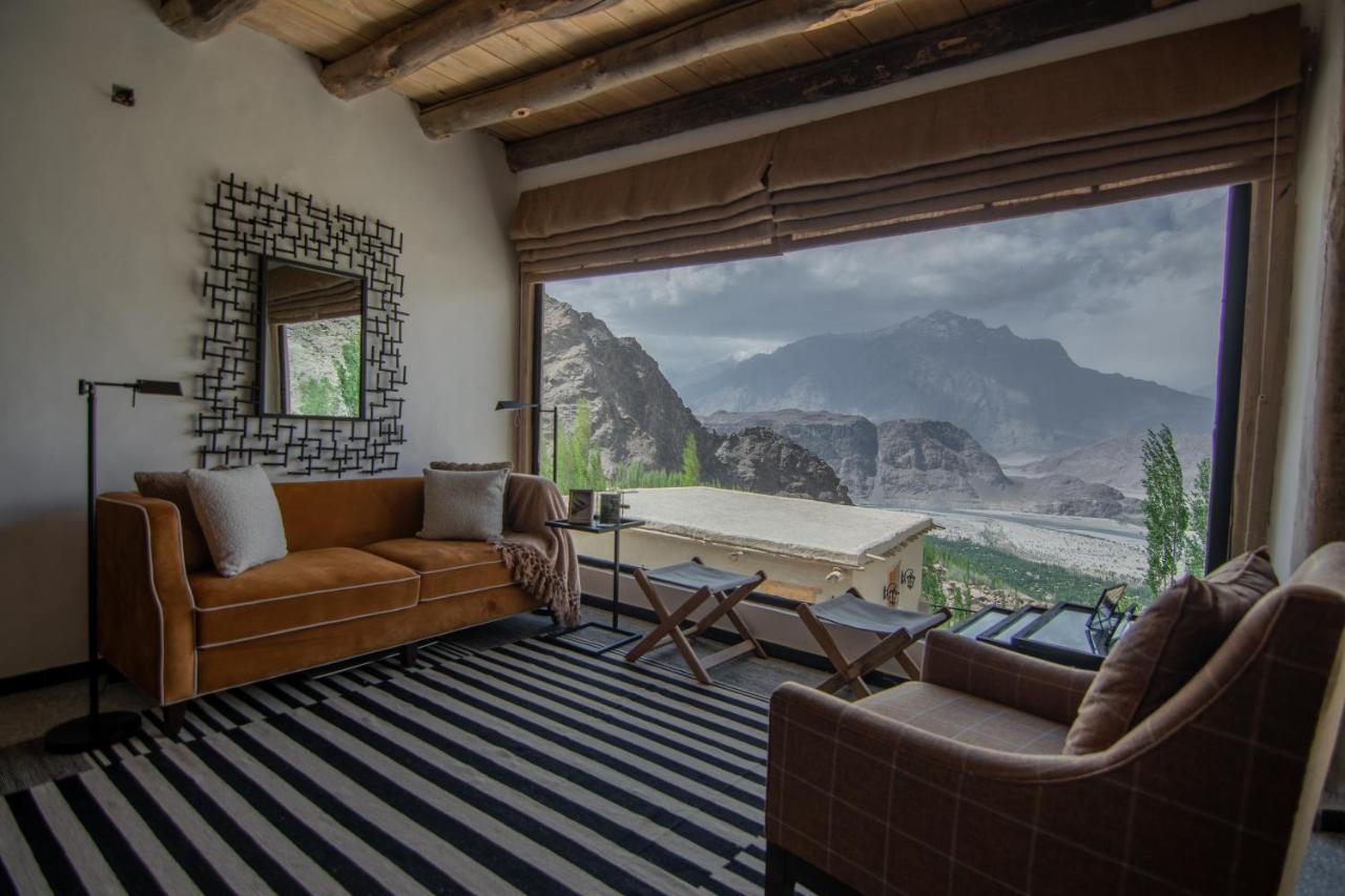 Broq Hotel Skardu Exterior photo