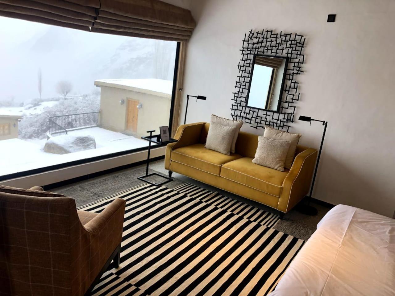 Broq Hotel Skardu Exterior photo